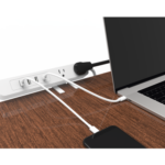 Multicontacto con Montaje para Escritorio / Carga Rápida para 65 W / 3 x Nema 5-15P / 2 x USB-A (5V @3A) / 1 x USB-C (65W) - Image 4