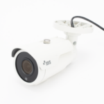 Camara Bala IP 5MP | LENTE MOT 2.7 - 13.5 MM |Compatible Con Terceros | API , Onvif Profile S/T | IK10 IP67 | 30M IR | H.265 | SOPORTA E/S ALARMA| SOPORTA E/S AUDIO - Image 2